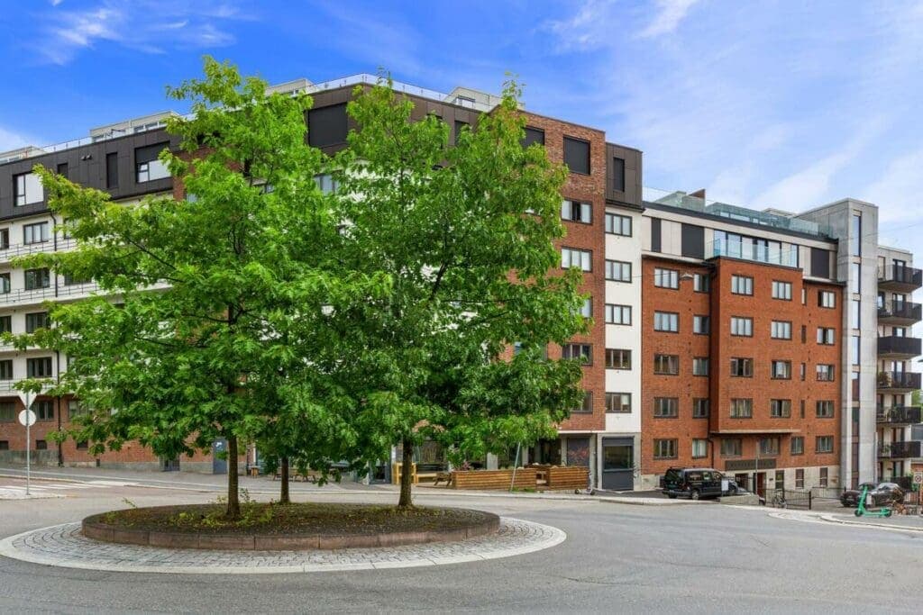 Sentralt cellekontor for 2 ansatte på Vulkan